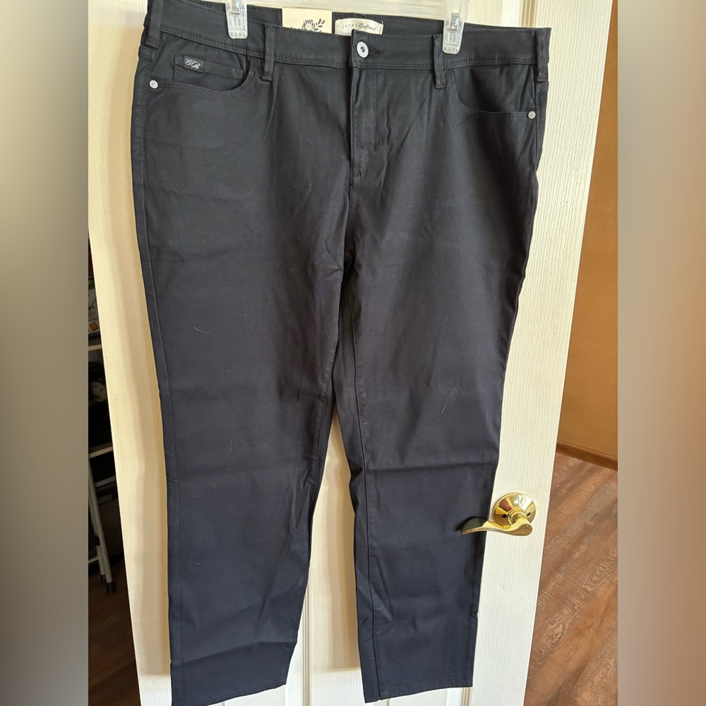 Jachs Girlfriend Black Ankle Pants